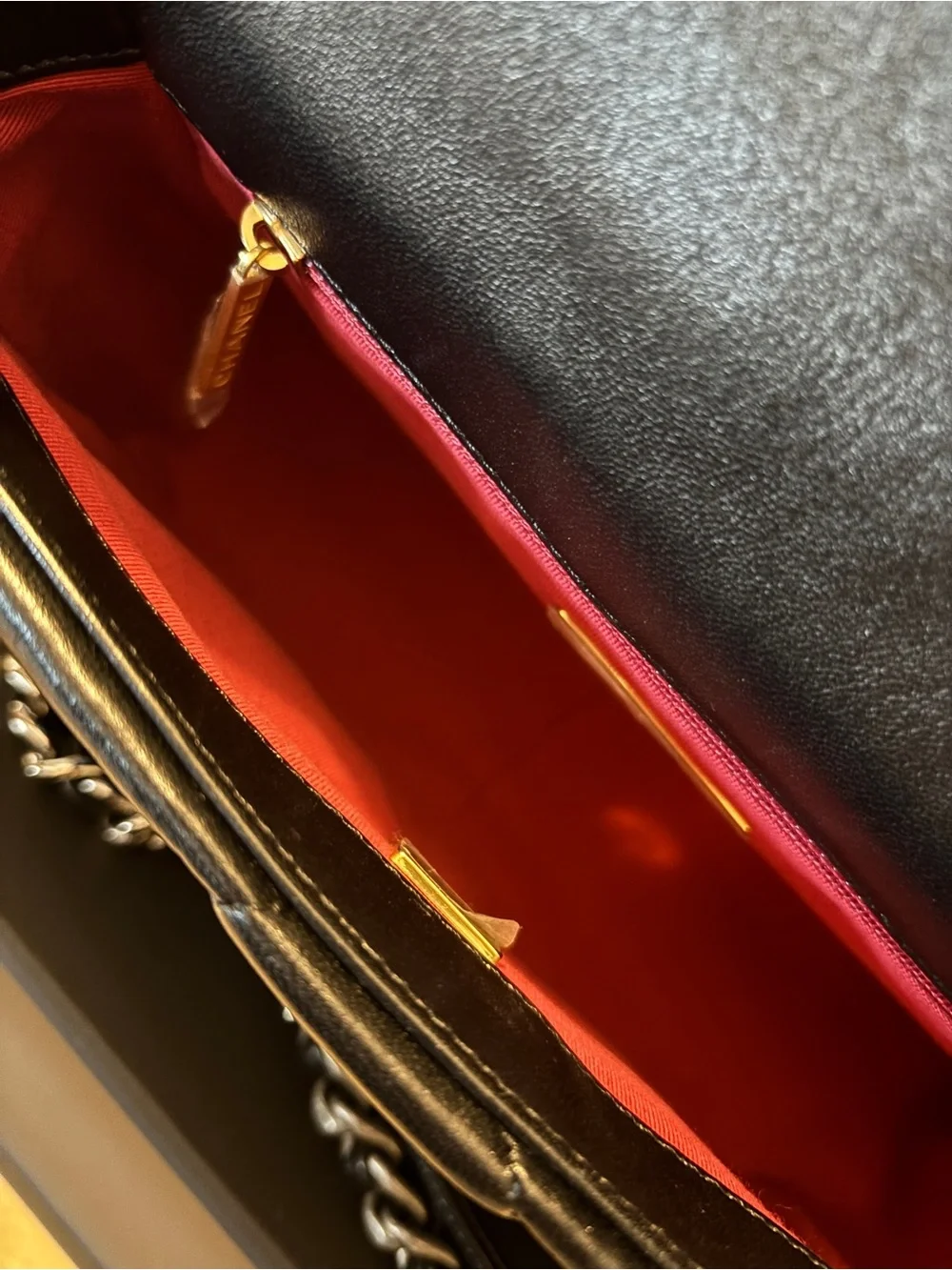 Chanel 19 Handbag. Shiny Lambskin, Gold Tone, Silver-Tone & Ruthenium-Finish